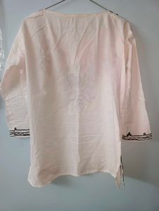Trendy Short Chikankari Kurta ❤️