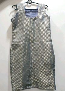 🆕️ Grey Brocade Stitched Sleeveless Kurti