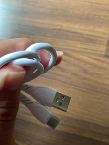 1 meter charging cable USB to type C