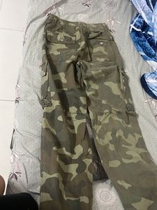 a military street wear jeans