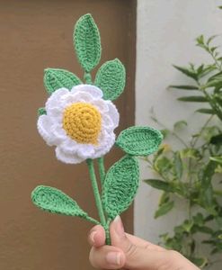 Crochet Daisy With Leaf Stick