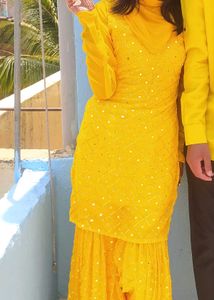 Yellow Sharara