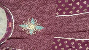 Maroon Golden Printed Ethnic Kurti