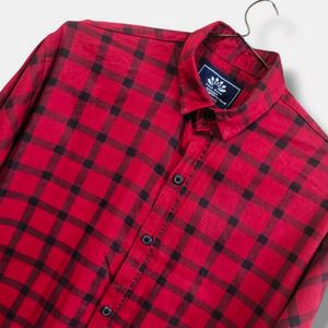 FREE GUYS RED CHECK SLIMFIT SHIRT