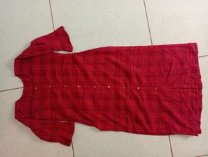 Red Kurti