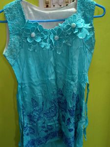 Women's Top 💙