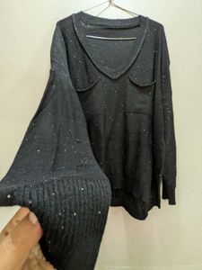 Stylish Black V-Neck Sweater (Shiny)