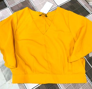 Flared Sleeve Women&#39;s Top