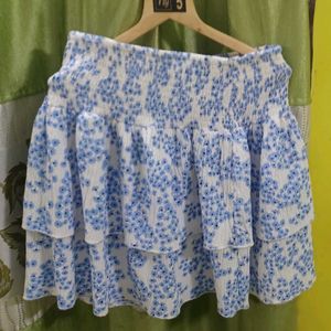 Floral Smocked Top🎀and Skirt Set🤭