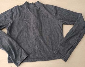 Gray Long Sleeve Top, M Size