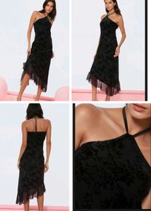 Brand New (NewMe) 🖤Floral Halter Neck Midi Dress