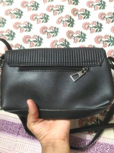 CG sling bag