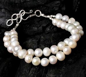Pearl Bracelet [Authentic]