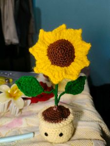 Sunflower Desk buddy