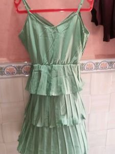 I&#39;ll Never Wear This Dress 👍
