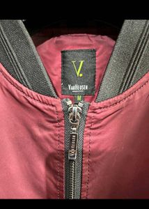 VAN HEUSEN MAROON BOMBER JACKET M