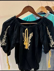 Embroidered Black Top 🪡✨