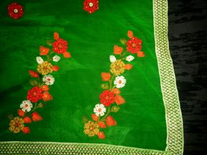FREE GREEN CUTE Saree
