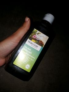 Axiom Mukti Gold Herbal Hair Wash