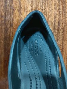 Crocs Flats - Women&#39;s Size 5 Never Used