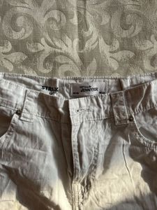 White Cargo Pants🪩