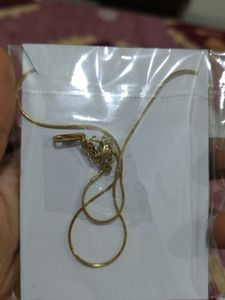 Charming Floral Pendant Necklace