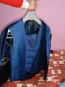 Stylish Blue Blazer