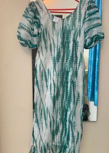 NEW KURTI - LAVENDERLABEL- NeverUsed- Tie &amp; Dye Georgette Green kurti With Ballon Sleeves