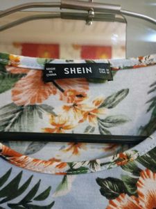 Floral Print Crop Top