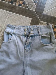 Light Wash Wide Leg Jeans