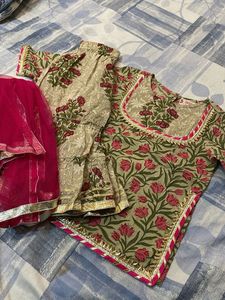 Girls Floral Print Kurta Set