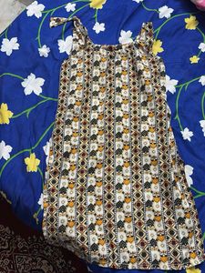 Patterned Sleeveless Top