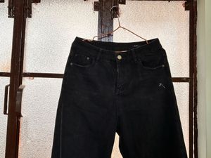 Korean Charcoal Grey Jenas