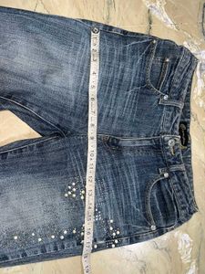 Girl Stone Ingrave Jean