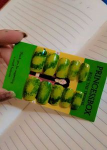 Press-On Nail Bundle