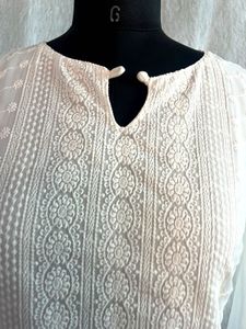 🤍 Elegant White Chikankari Kurti – Timeless Grace
