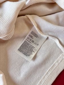 H&amp;M Ribbed Crop Top