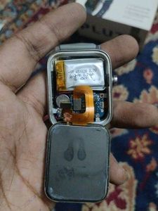 Syska Pluto SW250 Smartwatch