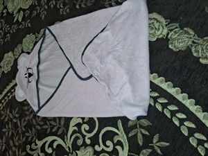Cute Bear Hooded Towel