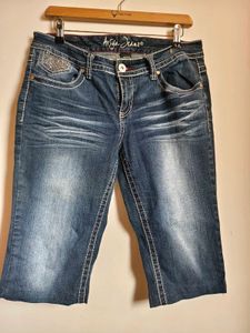 Arya Capri Jeans 👖