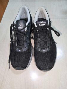 Breeze Black Sport Shoes