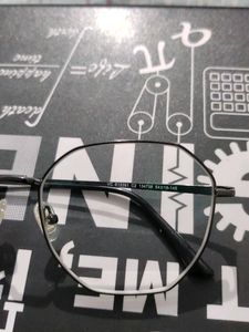 Lens Cart Eyes Glasses ( R= -0.5 L= -0.5) Unisex Eye Glasses