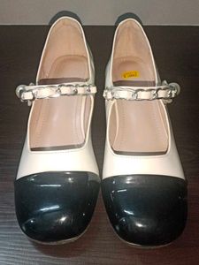 Mary Jane Shoe