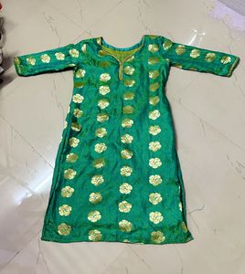 Elegant Green Floral Kurta✨