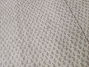 Elegant Beige &amp; Red Saree