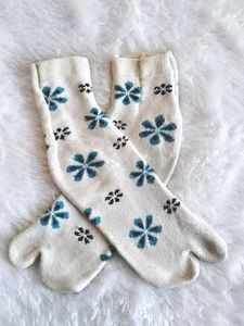 🍁 Funky Patterned Toe Socks 🧦