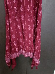❗SALE❗BRAND NEW WINE KURTI