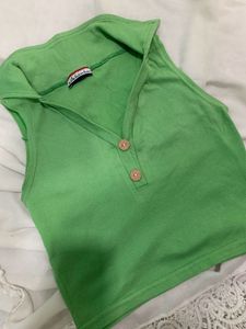 Trendy Crop Top With Collar And Front Button