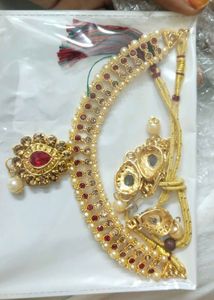 Necklace & Earring Set