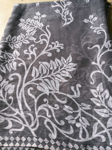Elegant Grey Floral Print Saree